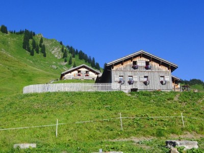 Alpine hut GarmilhÃ¼tte ski mountain hut in Sonntag - Alpine hut