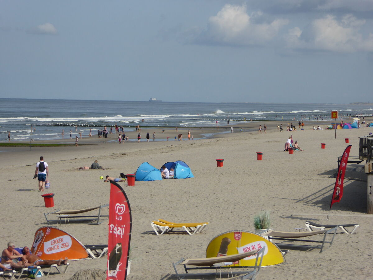Holiday apartment Petten Beach in Petten aan Zee - Outdoor photo 5
