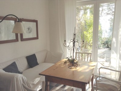 Holiday apartment Seaside home, garden retreat right on the water - Features photo 14