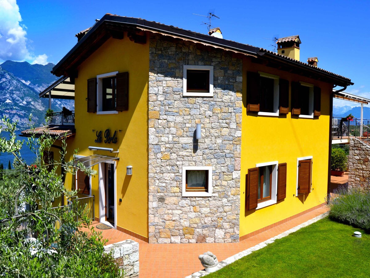 Residence La Perla - Outdoor photo 2