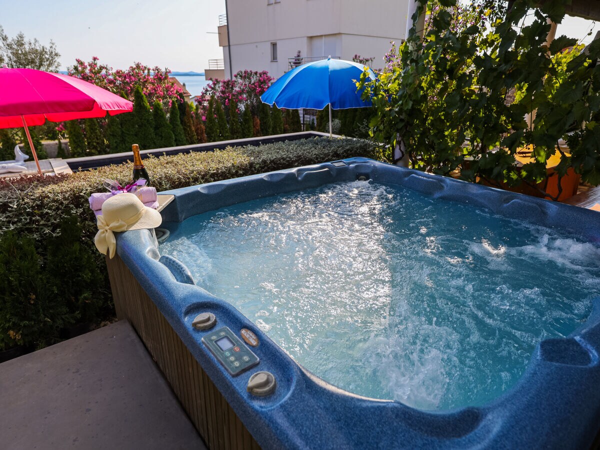 Holiday apartment Luton - Heating pool & Jacuzzi & sea view - Outdoor photo 3