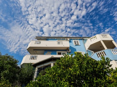 Holiday apartment Luton - Heating pool & Jacuzzi & sea view - Outdoor photo 16