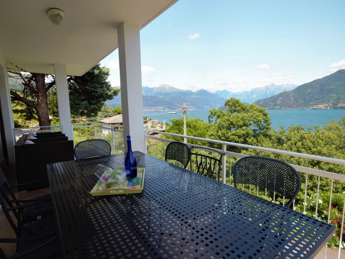 Holiday house White house - Lake view Villetta - Outdoor photo 3