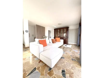 Holiday house White house - Lake view Villetta - Features photo 10