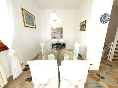 Holiday house White house - Lake view Villetta - Features photo 12