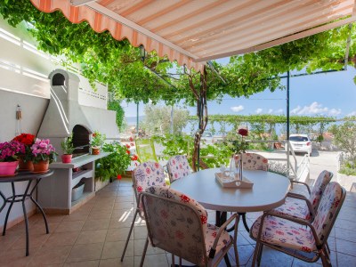 Holiday house Hause Nedika in Podgora Center-200m from the beach in Podgora - Holiday house