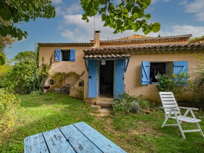 Holiday house Dog friendly holiday home in Roussillon - 446 ROU in Goult - Holiday house