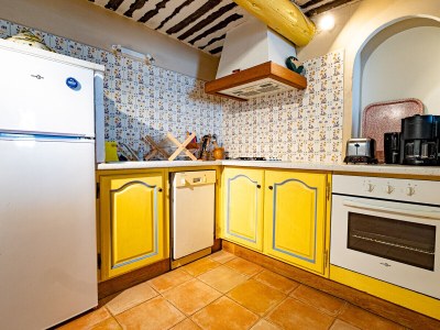 Holiday house Dog friendly holiday home in Roussillon - 446 ROU - Features photo 13