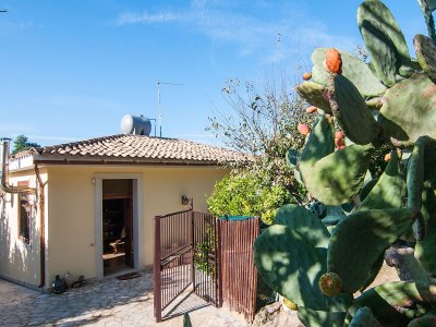 Holiday house Fronte in NOTO - Holiday house