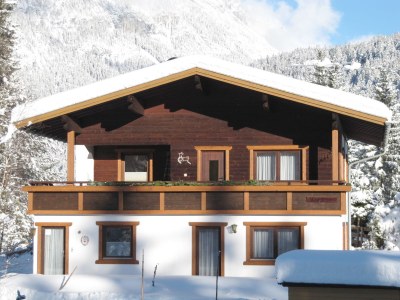 Holiday apartment Romantic in the mountains on the 1st floor - Outdoor photo 2