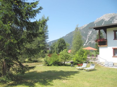 Holiday apartment Romantic in the mountains on the 1st floor - Outdoor photo 5