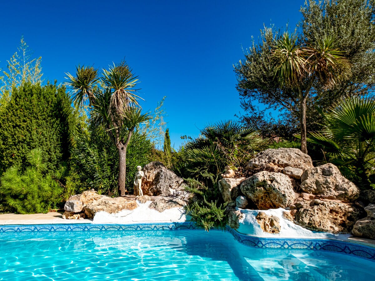 Holiday house with pool at the edge of the "Massif des Maures" - 852 CUE