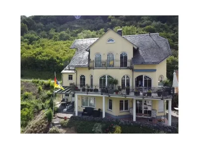 Holiday apartment Rheinblick in Kestert - Holiday apartment