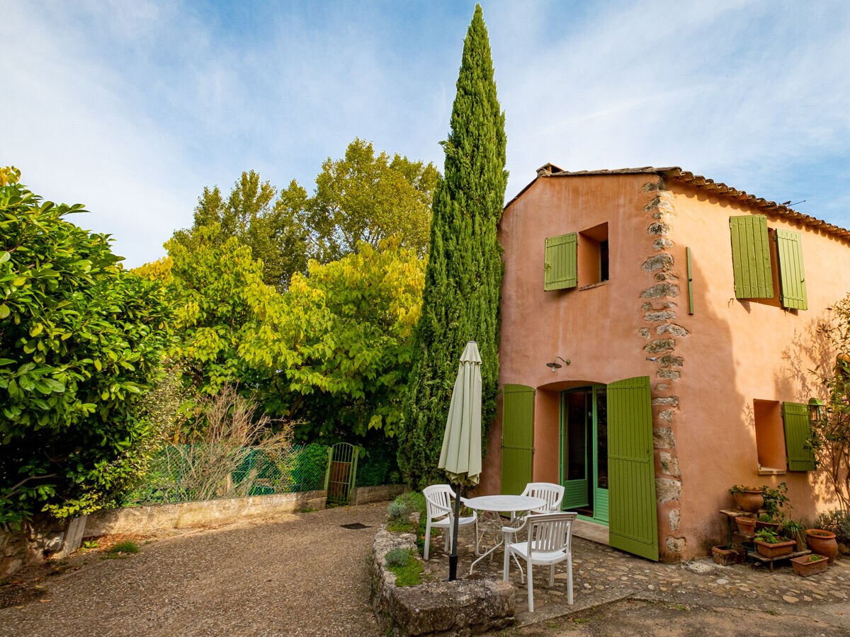 Holiday house in calm surroundings in the Luberon - 219 ROU
