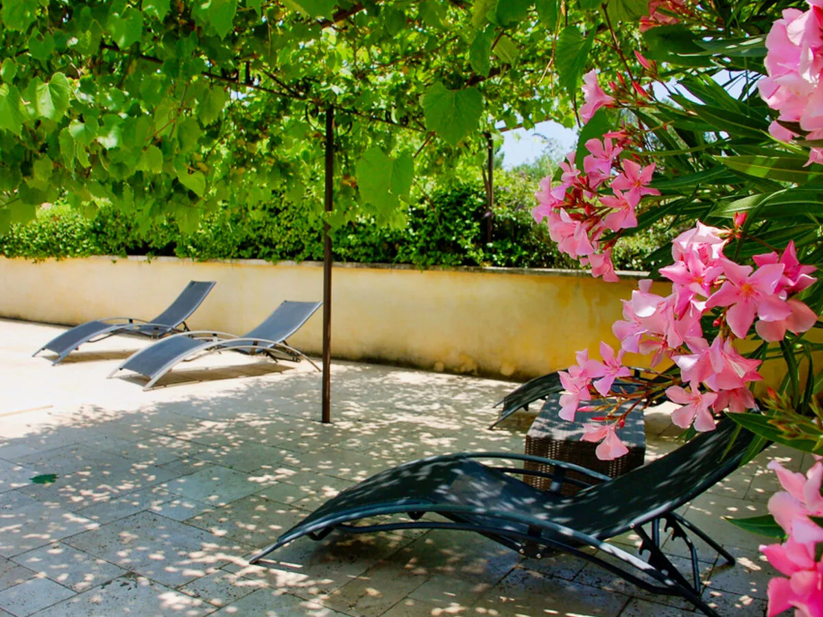 Holiday apartment with terrace and idyllic garden - 403 ROU - Outdoor photo 4