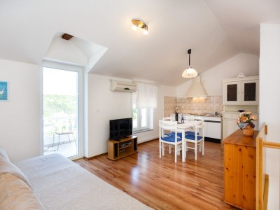 Holiday apartment Branko 1 – Dachgeschosswohnung mit Meerblick auf die Altstadt, zentrale Lage - Features photo 8