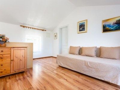 Holiday apartment Branko 1 – Dachgeschosswohnung mit Meerblick auf die Altstadt, zentrale Lage - Features photo 14