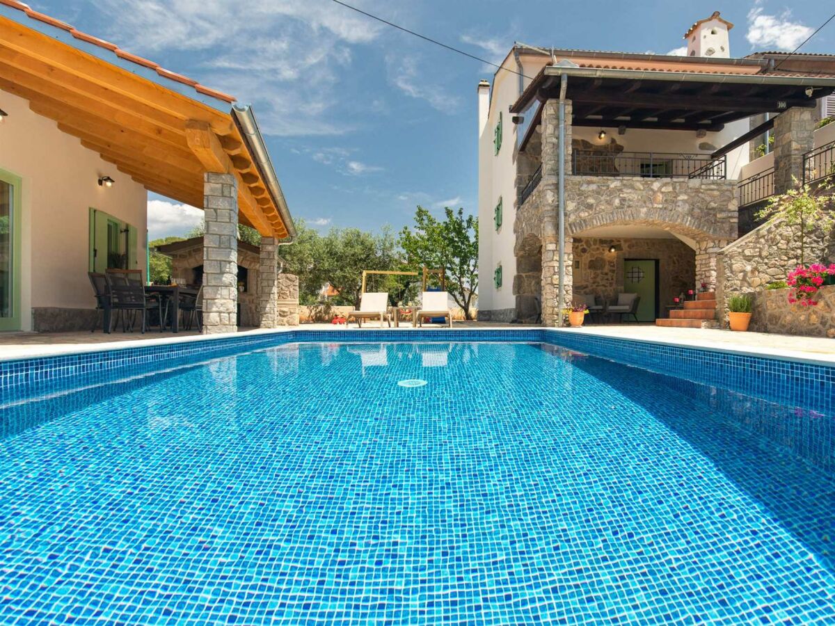 Holiday house IVA with heated pool - Outdoor photo 3