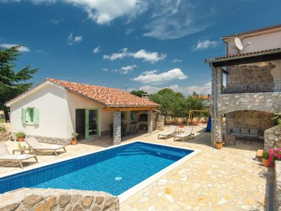 Holiday house IVA with heated pool - Outdoor photo 4