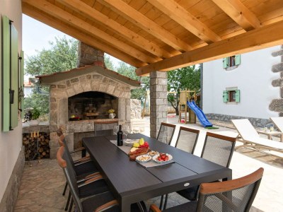 Holiday house IVA with heated pool - Outdoor photo 9