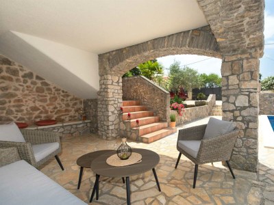 Holiday house IVA with heated pool - Outdoor photo 14