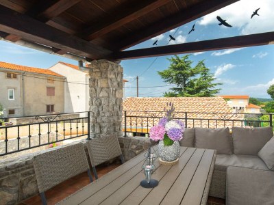 Holiday house IVA with heated pool - Outdoor photo 17