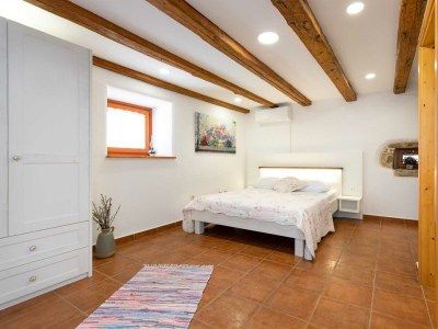 Holiday house IVA with heated pool - Features photo 45