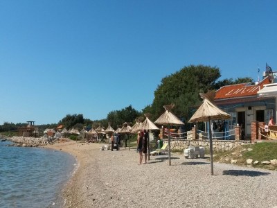 Holiday apartment Marjan – 100 m² große Terrasse, Steinhaus mit Garten - Environment photo 17