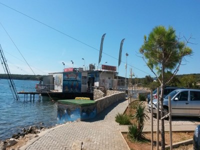 Holiday apartment Marjan – 100 m² große Terrasse, Steinhaus mit Garten - Environment photo 18
