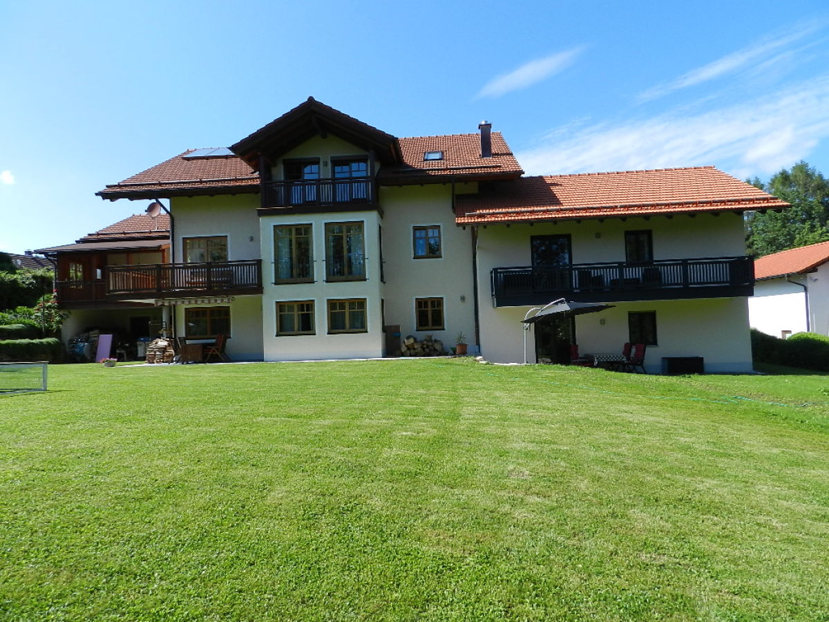 Holiday apartment "Elisabeth" in Mag House. - Outdoor photo 4