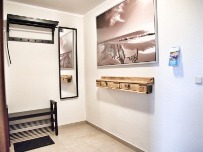 Apartment Lovely apartment with view of marina - Features photo 10