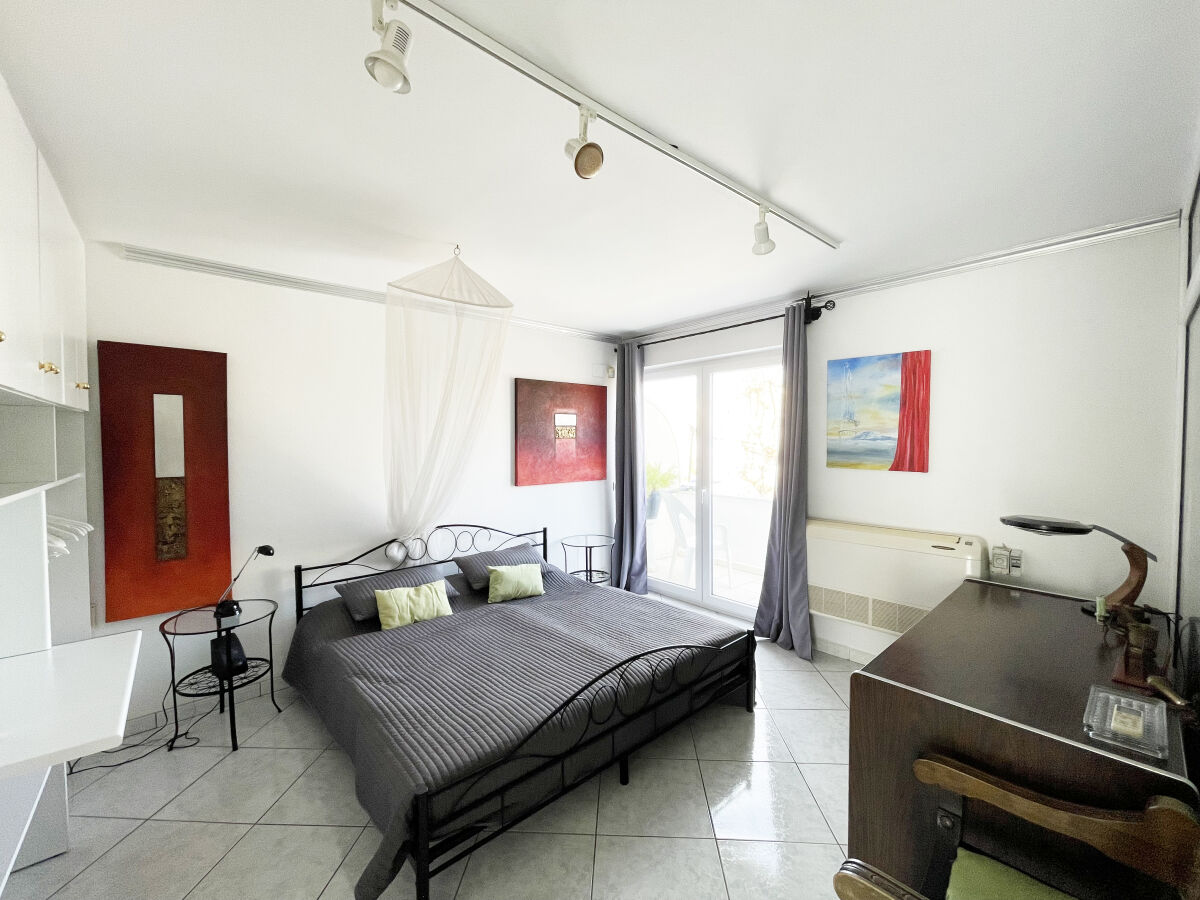 Holiday apartment with Pool Paradise 1 - Outdoor photo 3