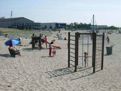 Holiday house In Lemmer with boat and 11m jetty - Environment photo 28