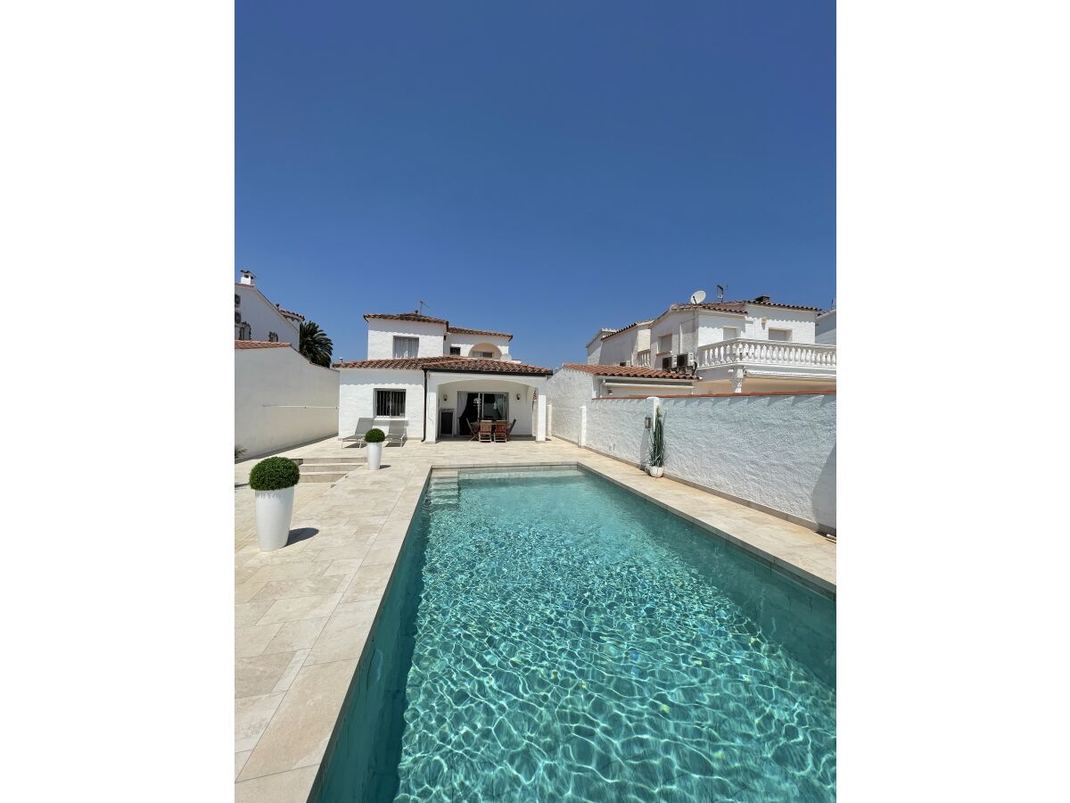 Villa Tower Villa at Canal Paradies 34 with Pool - Outdoor photo 3