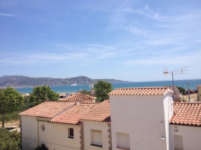 Holiday house Paradise 13 in the 3rd row from the beach with garage in Empuriabrava - Holiday house