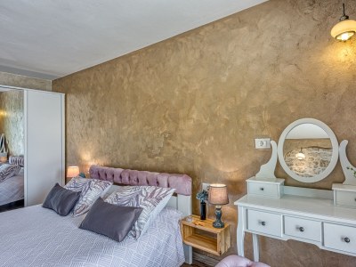 Holiday apartment Marinela mit Pool - Features photo 14