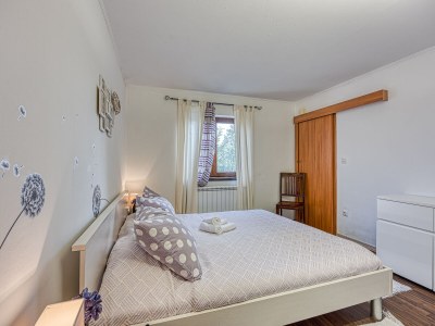 Holiday apartment Marinela mit Pool - Features photo 15