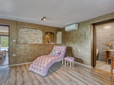 Holiday apartment Marinela mit Pool - Features photo 21