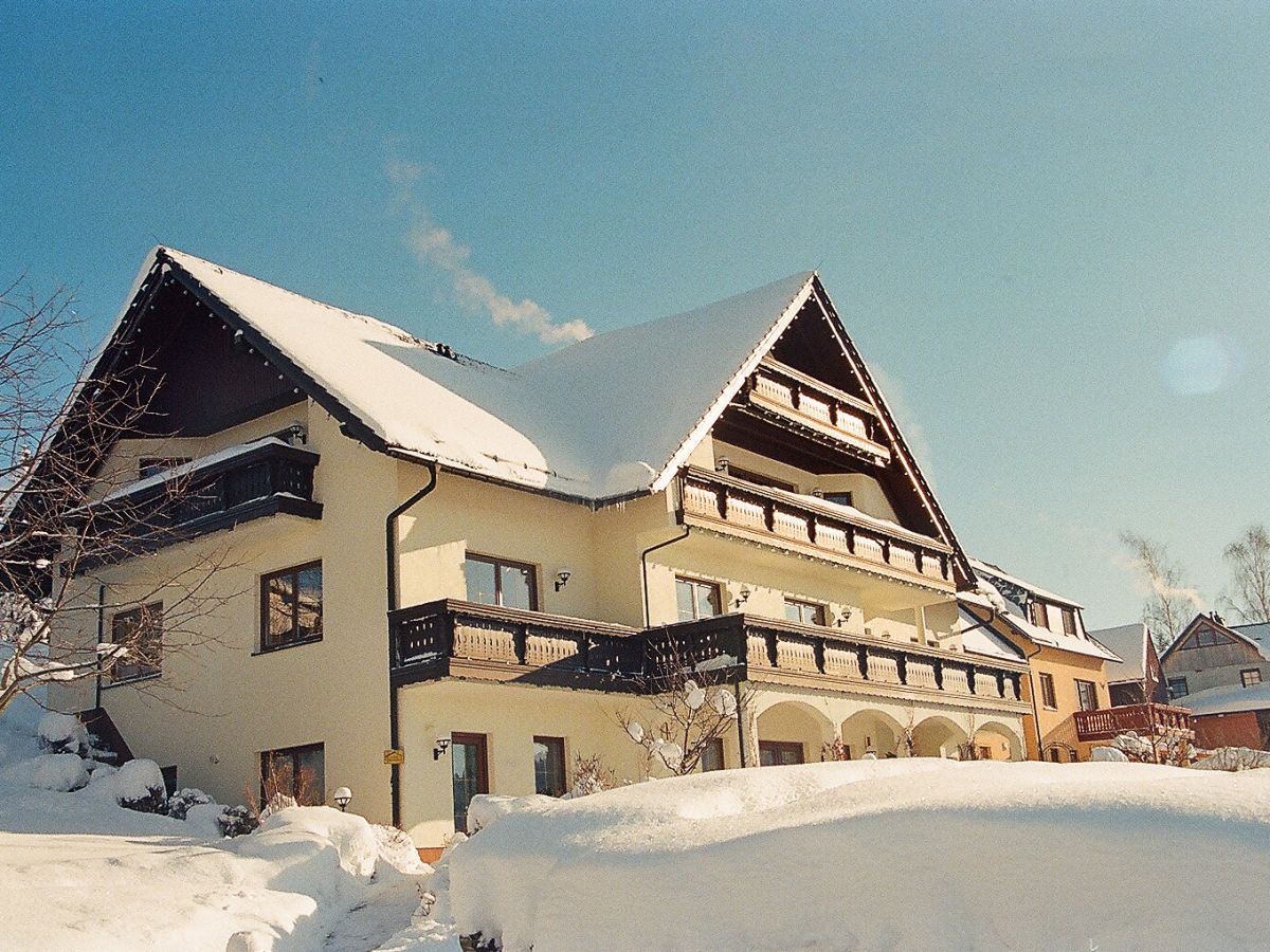 Holiday apartment Pension Bergblick - Outdoor photo 3