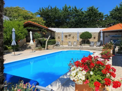 Holiday apartment Apartment Angela with pool in Rab - Holiday apartment