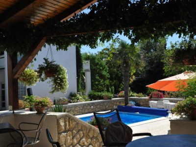 Holiday apartment Apartment Angela with pool - Outdoor photo 3