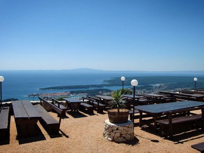 Holiday apartment Apartment Angela with pool - Environment photo 37