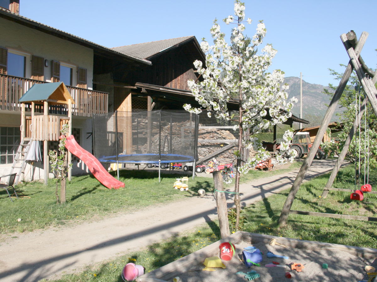 Holiday apartment Tschaggl at Umsinderhof - Outdoor photo 4