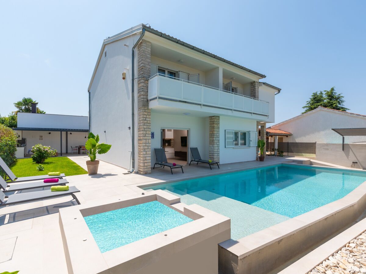 Villa Villa Irena - Outdoor photo 2