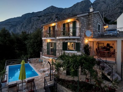 Holiday house Ivana in Tucepi with Pool - Outdoor photo 3