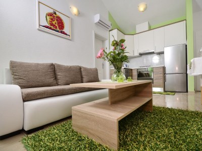 Holiday house Ivana in Tucepi with Pool - Features photo 28