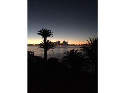 Holiday apartment Luxurious Ocean Front holiday home - Features photo 19