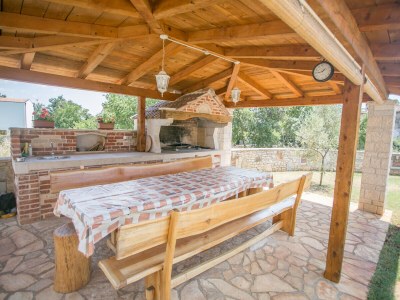 Holiday house Haus mit Schwimmbad "Nevena" - Outdoor photo 11