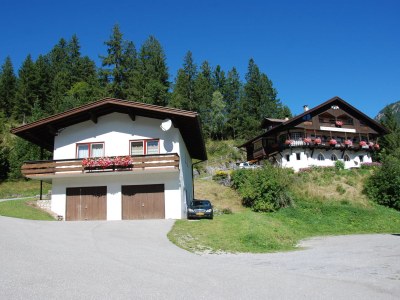 Holiday apartment in the Pension Tirol - Outdoor photo 10