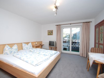 Holiday apartment in the Pension Tirol - Features photo 13